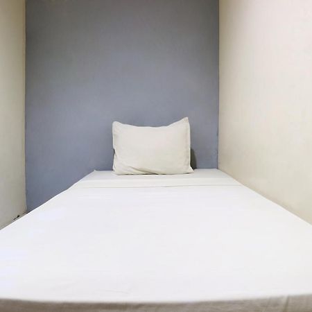 Sabrina Guest House Yakarta Exterior foto