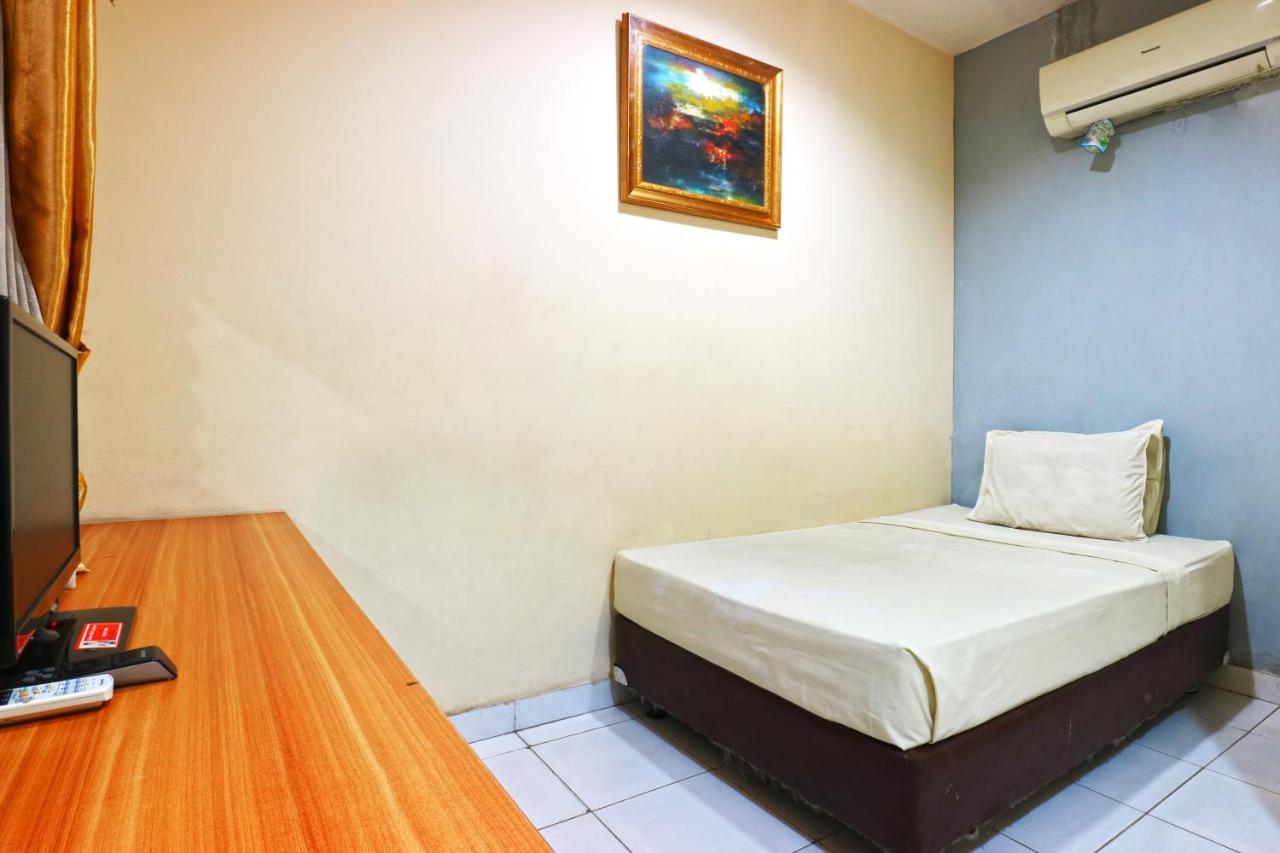 Sabrina Guest House Yakarta Exterior foto